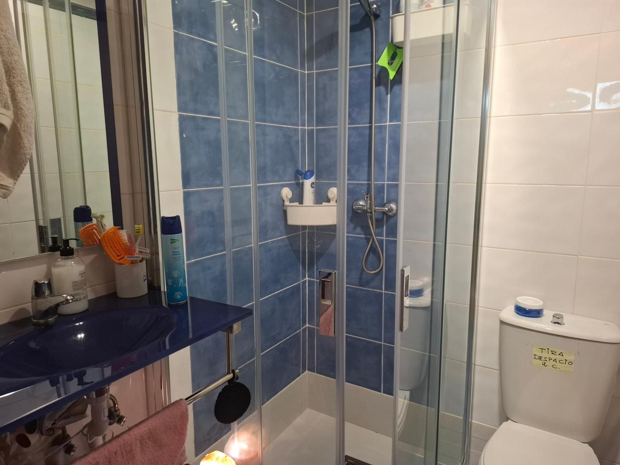 Habitaciones Individuales Wifi Tv Microondas Cerca Del Aeropuerto Madrid Habitacion Grande Wc Privado O Habitacion Pequena Wc Compartido Muy Tranquilas Bien Comunicadas Tren Metro Bus Facil Aparcamiento サン・セバスティアン・デ・ロス・レイエス エクステリア 写真